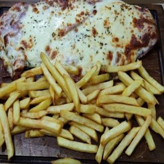 Milanesa De Pollo A La Napolitana