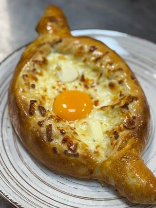 Хачапурі по аджарскі (500г)