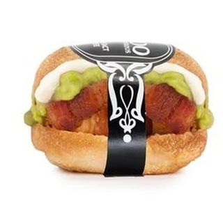 71. Torresmos, guacamole e molho alioli