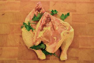 Cosce di pollo intere tagliate a metà 2 pezzi