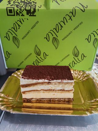 Semifreddo tiramisù con Pan di Spagna al caffè