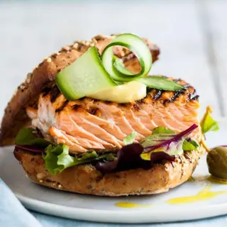 Salmon burger