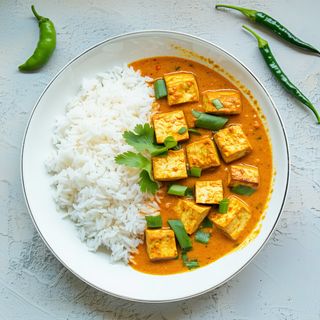 Red curry z tofu i ryżem  450g