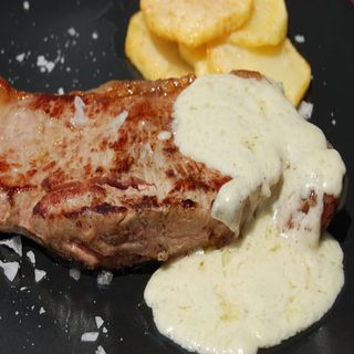 Entrecotte De Ternera A La Pimienta