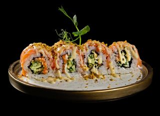 Uramaki Salmón Con Pistacho (4 Pzas.)