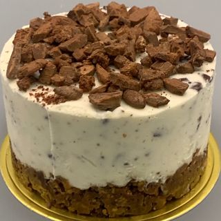 TARTA HELADO RICOTTA Y PERAS CON CHISPAS DE CHOCOLATE