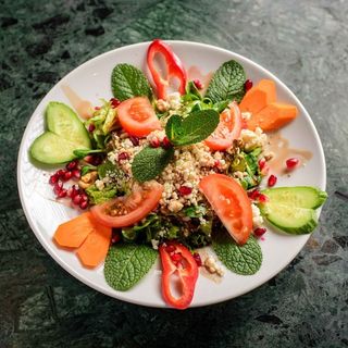 Peynirli Semizotu Salatasi