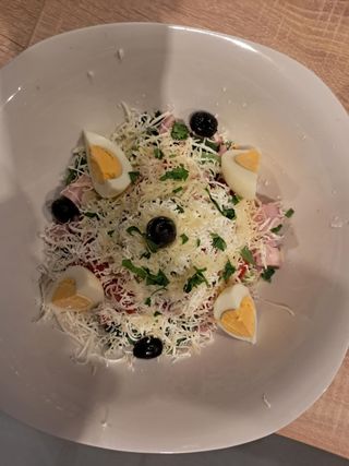 Овчарска салата (350г)