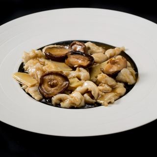 377. Pollo funghi e bambù. 