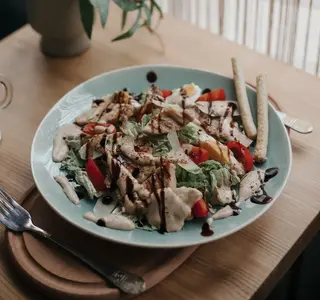 Салат Цезар (220г)