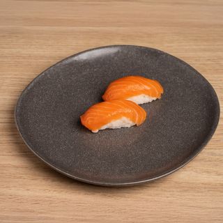 Nigiri Salmón (2 Pzs.)