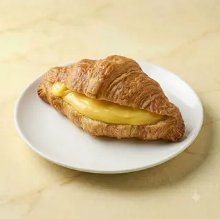 Cornetto alla crema gialla