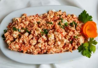 Pretrljana IZVOR salata 300g