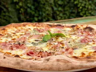 Pizza Prosciutto
