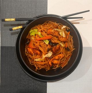 Noodles cu pui
