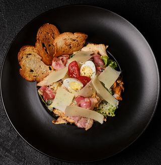 Салат Цезар з куркою гриль (250г)