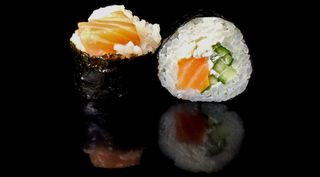 SALMON MAKI (8 szt)