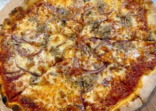 Pizza cu ton Ø 30cm