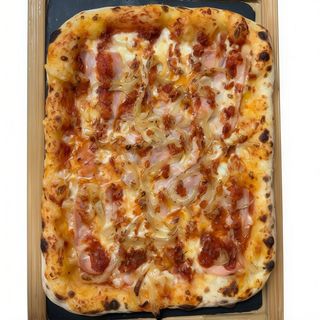 PINSA CARBONARA TRUFADA