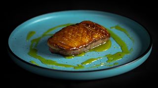 Piept ratã cu sos de portocale