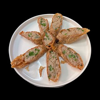 Rotoli di Carne e Tofu Croccante(响铃五香卷）