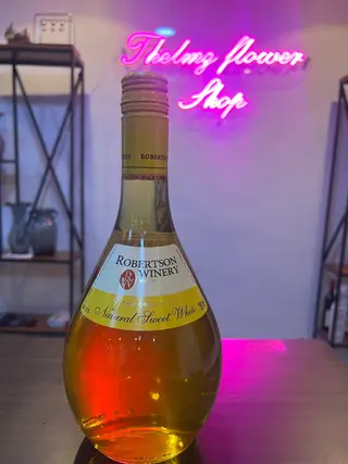 ROBERTSON WHITE WINE