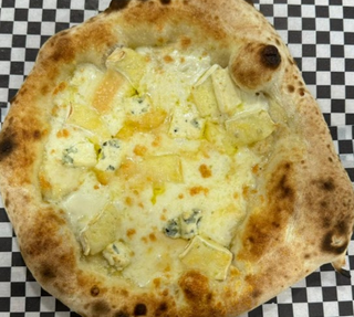 Pizza Cuatro Quesos (30 Cm.)