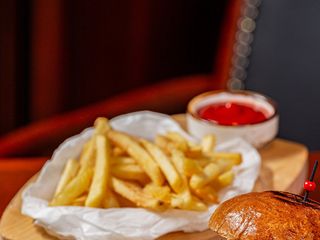 Картопля фрі (150/30g)