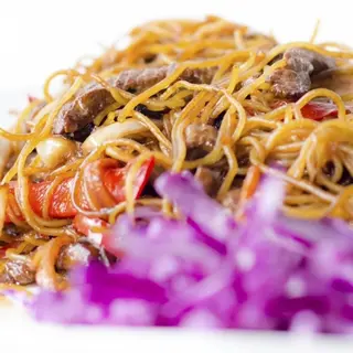 Noodles cu vita