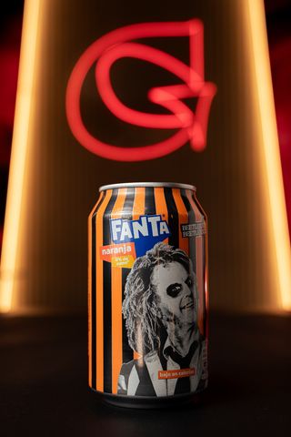 Fanta Naranja lata 330ml.