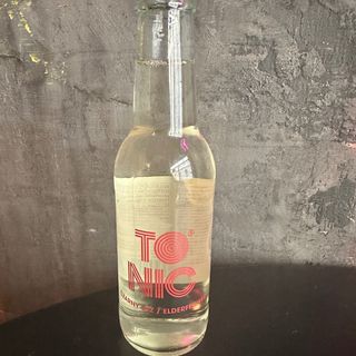 On Lemon tonic czarny bez