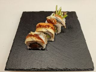 Tokio Dragon Roll 