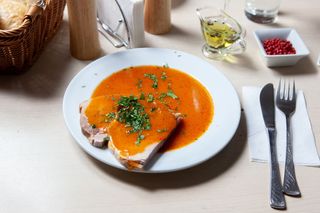 Pulpa de porc la tava