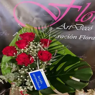 Media Docena Rosas Rojas