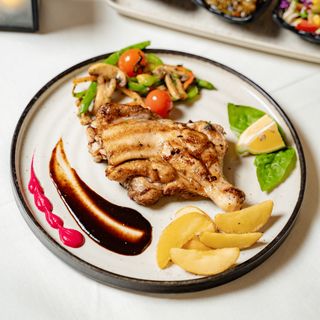 Plat Cuisse De Poulet Grillé