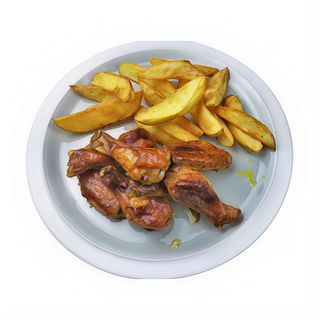 Alitas de pollo con patatas