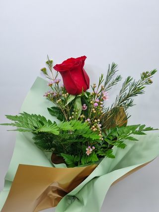 Buchet 1 trandafir (rosu)