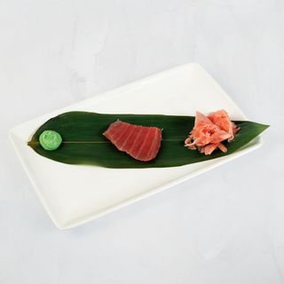 Sashimi tuna
