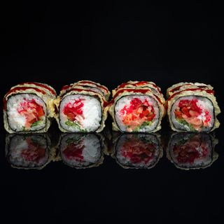 Темпура рол з лососем (220г)