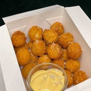 Хрусткі Сирні Кульки