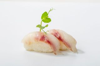 49 Nigiri branzino 2 pezzi