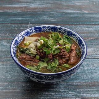 Hong shao niu rou che mian