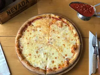 Pizza Quattro Formaggi Ø46 cm