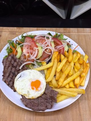 Prego de Vitela no Prato