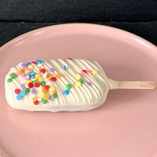 Cakesicles