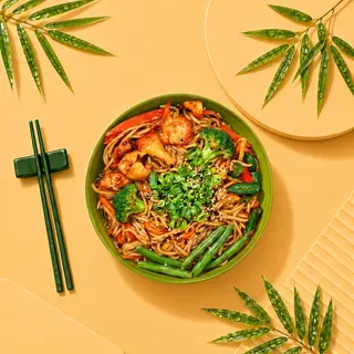 Wok Soba Pui Sos Chinezesc