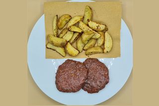Hamburger e patate