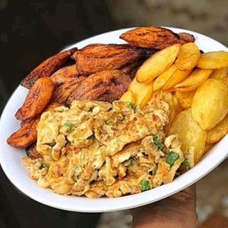 Fried Plantain + Potato chips and Egg Combo