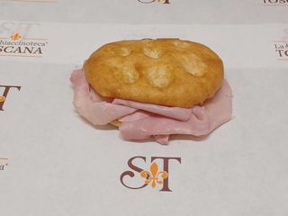 Schiacciata toscana *no glutine* con prosciutto cotto
