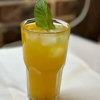 Лимонад " Манго - Маракуйя" (350мл)